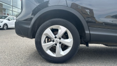 Nissan Qashqai 1.3 DiG-T Acenta Premium 5dr Petrol Hatchback